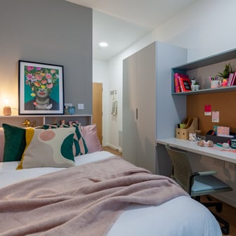 Platinum En Suite - Image 1